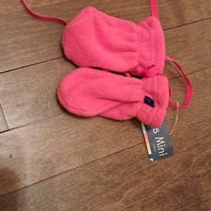 Souris-Mini NWT polar  baby mittens hot pink with string